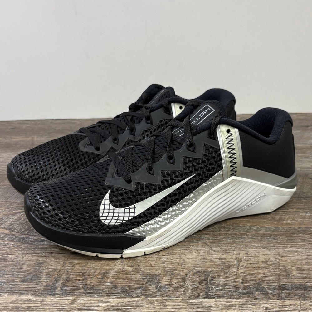 Women’s Nike Metcon 6 Black / Metallic Silver AT3160-010 Size 8.5